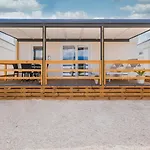 פארק נופש Mobile Homes Krk שילו
