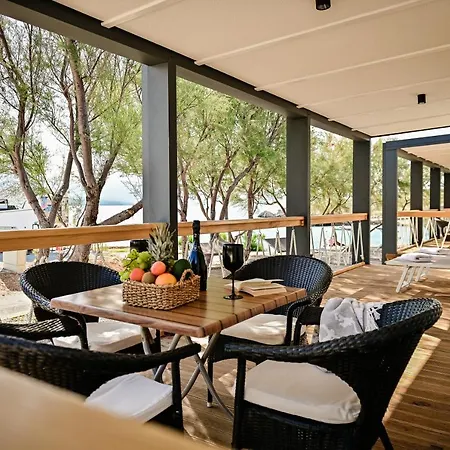 Mobile Homes Krk 3* שילו