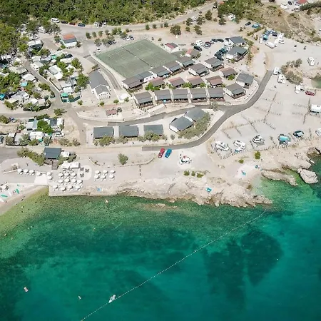 Mobile Homes Krk Kompleks wypoczynkowy 3*